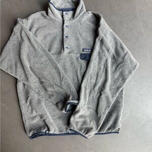 Patagonia Gray Synchilla Snap-T Fleece Pullover, Size Medium